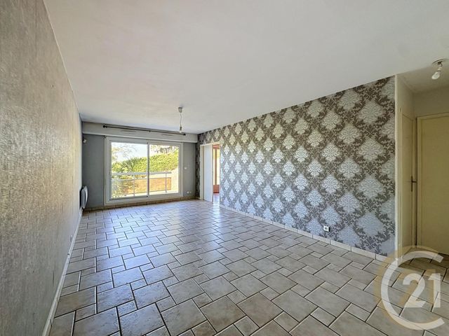 Appartement F3 &agrave; vendre - 4 pi&egrave;ces - 62,66 m2 - Deville Les Rouen - 76 - HAUTE-NORMANDIE