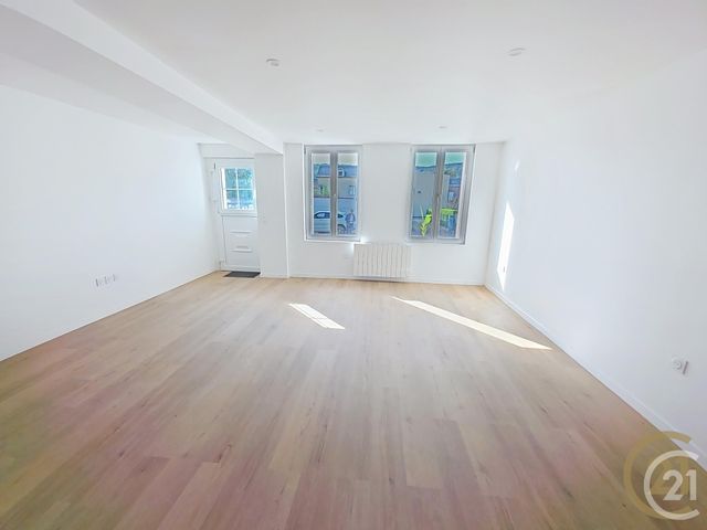 Maison &agrave; louer - 5 pi&egrave;ces - 76,90 m2 - Deville Les Rouen - 76 - HAUTE-NORMANDIE