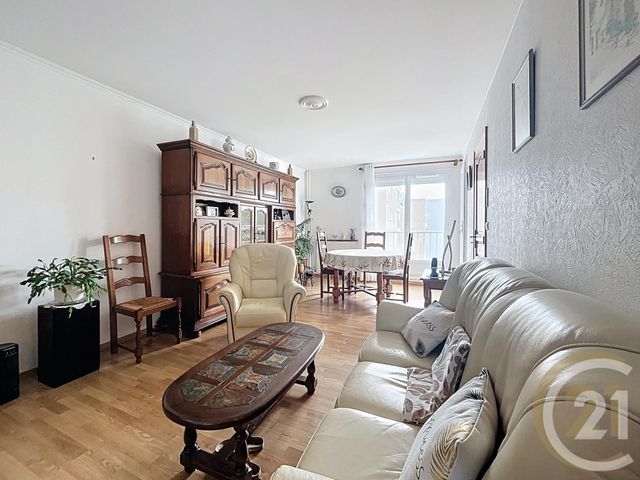 Appartement F4 à vendre - 4 pièces - 81,30 m2 - Canteleu - 76 - HAUTE-NORMANDIE