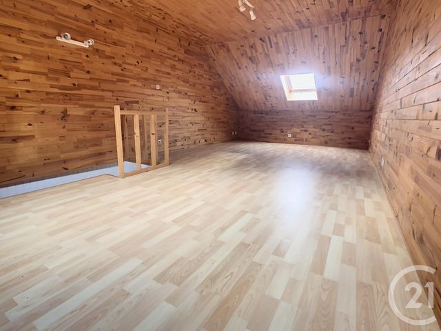 Maison &agrave; louer - 4 pi&egrave;ces - 81,28 m2 - Malaunay - 76 - HAUTE-NORMANDIE