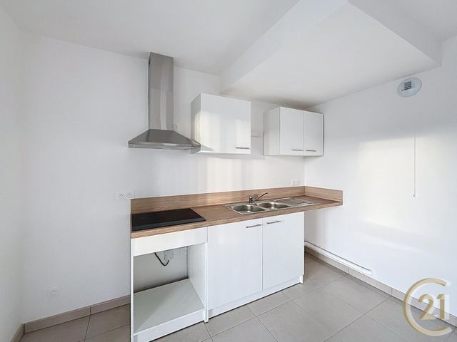 Appartement F2 &agrave; louer - 2 pi&egrave;ces - 57,89 m2 - Deville Les Rouen - 76 - HAUTE-NORMANDIE