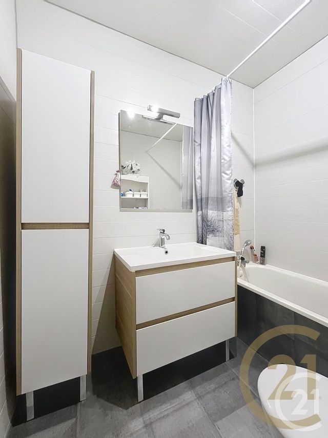 Maison à vendre - 5 pièces - 105,62 m2 - Notre Dame De Bondeville - 76 - HAUTE-NORMANDIE