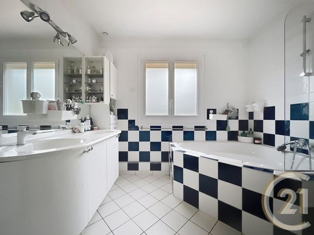 Maison à vendre - 6 pièces - 156 m2 - Mont Cauvaire - 76 - HAUTE-NORMANDIE