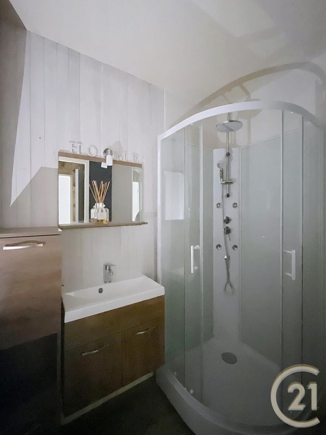 Appartement F2 &agrave; louer - 2 pi&egrave;ces - 42,13 m2 - Deville Les Rouen - 76 - HAUTE-NORMANDIE