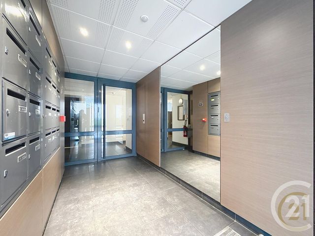 Appartement &agrave; vendre - 3 pi&egrave;ces - 63,45 m2 - Deville Les Rouen - 76 - HAUTE-NORMANDIE