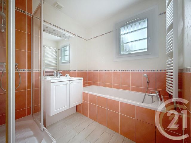 Maison à vendre - 5 pièces - 97,70 m2 - La Vaupaliere - 76 - HAUTE-NORMANDIE