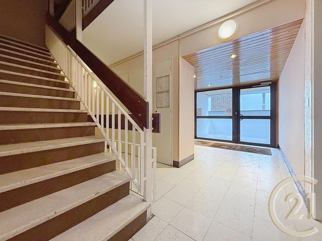 Appartement T3 &agrave; vendre - 3 pi&egrave;ces - 66,39 m2 - Deville Les Rouen - 76 - HAUTE-NORMANDIE