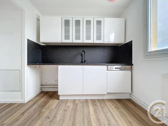 Appartement F2 &agrave; louer - 2 pi&egrave;ces - 57,60 m2 - Deville Les Rouen - 76 - HAUTE-NORMANDIE