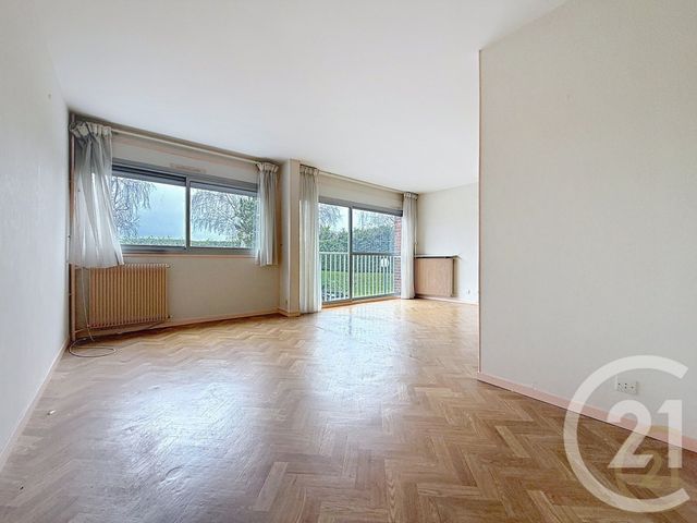 Appartement F5 &agrave; vendre - 5 pi&egrave;ces - 83 m2 - Deville Les Rouen - 76 - HAUTE-NORMANDIE