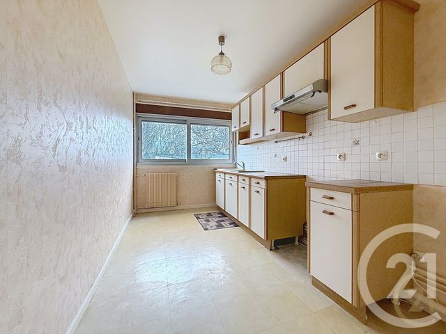 Appartement F5 &agrave; vendre - 5 pi&egrave;ces - 83 m2 - Deville Les Rouen - 76 - HAUTE-NORMANDIE