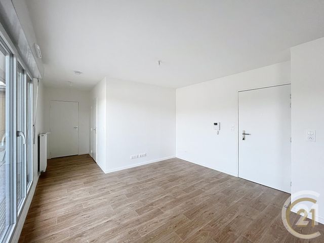 Appartement &agrave; louer - 2 pi&egrave;ces - 43,22 m2 - Deville Les Rouen - 76 - HAUTE-NORMANDIE