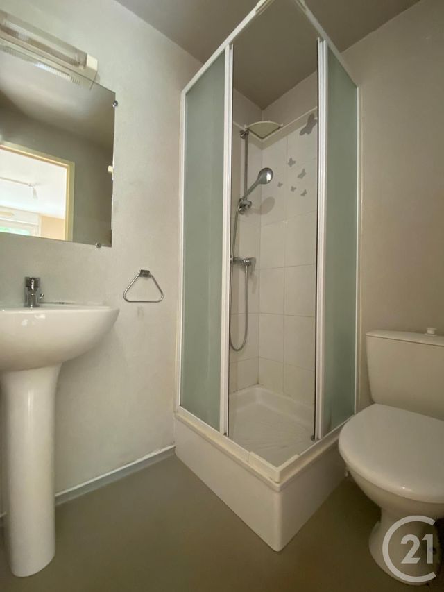 Appartement F2 &agrave; louer - 2 pi&egrave;ces - 40,10 m2 - Deville Les Rouen - 76 - HAUTE-NORMANDIE