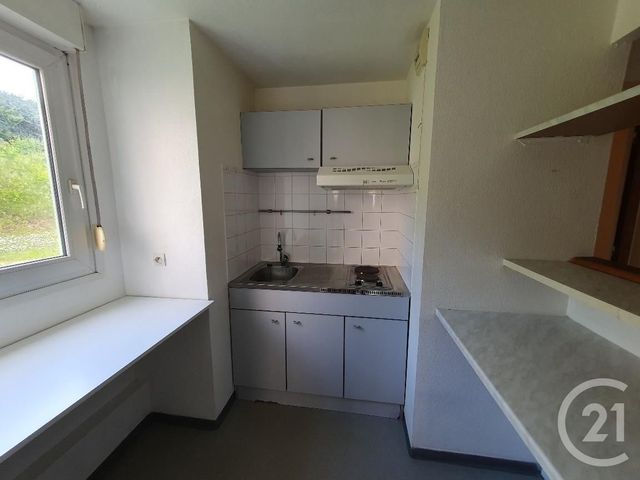 Appartement F2 &agrave; louer - 2 pi&egrave;ces - 40,10 m2 - Deville Les Rouen - 76 - HAUTE-NORMANDIE
