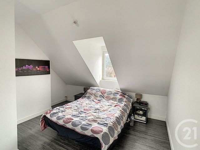 Maison &agrave; louer - 4 pi&egrave;ces - 63,47 m2 - Deville Les Rouen - 76 - HAUTE-NORMANDIE