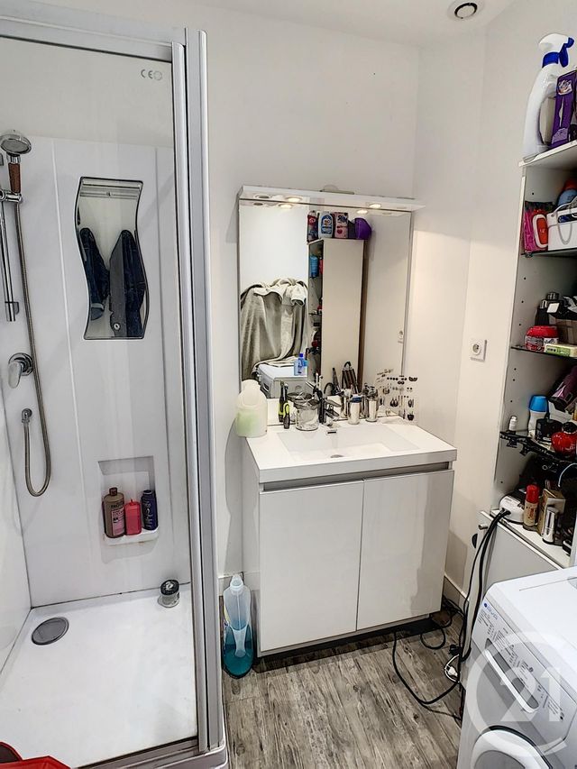 Maison &agrave; louer - 4 pi&egrave;ces - 63,47 m2 - Deville Les Rouen - 76 - HAUTE-NORMANDIE