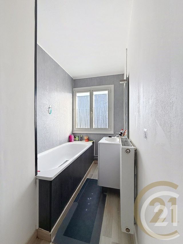 Appartement F2 &agrave; vendre - 2 pi&egrave;ces - 41,11 m2 - Deville Les Rouen - 76 - HAUTE-NORMANDIE