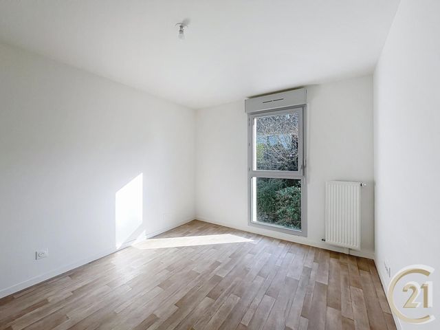 Appartement T3 &agrave; louer - 3 pi&egrave;ces - 51,20 m2 - Deville Les Rouen - 76 - HAUTE-NORMANDIE