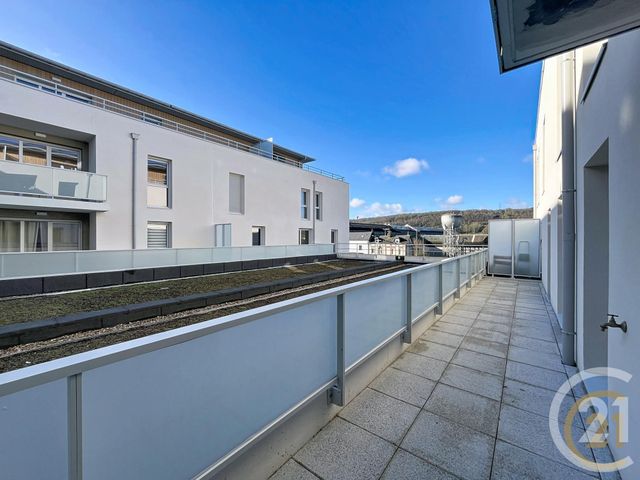 Appartement T3 &agrave; louer - 3 pi&egrave;ces - 61 m2 - Deville Les Rouen - 76 - HAUTE-NORMANDIE