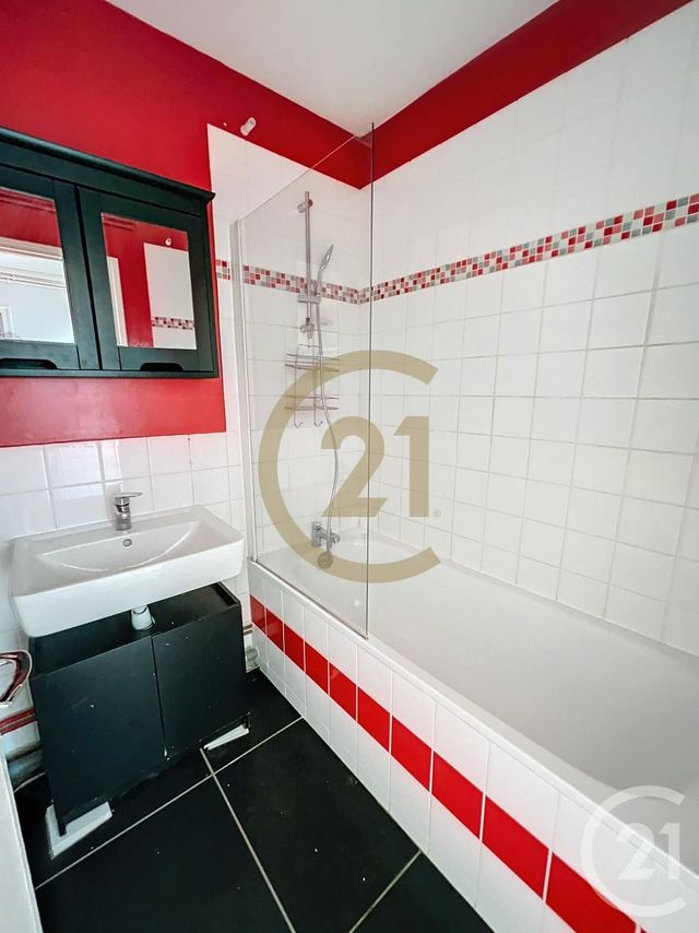 Appartement F3 &agrave; louer - 3 pi&egrave;ces - 67,48 m2 - Maromme - 76 - HAUTE-NORMANDIE