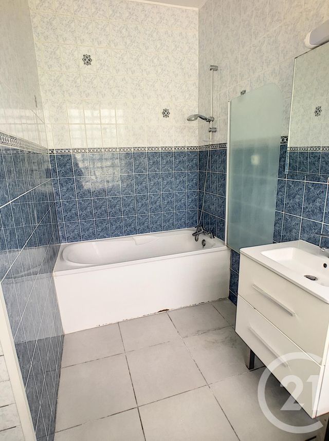 Appartement F2 &agrave; louer - 2 pi&egrave;ces - 54,31 m2 - Malaunay - 76 - HAUTE-NORMANDIE