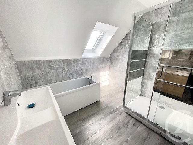 Maison &agrave; louer - 7 pi&egrave;ces - 129,26 m2 - La Vaupaliere - 76 - HAUTE-NORMANDIE