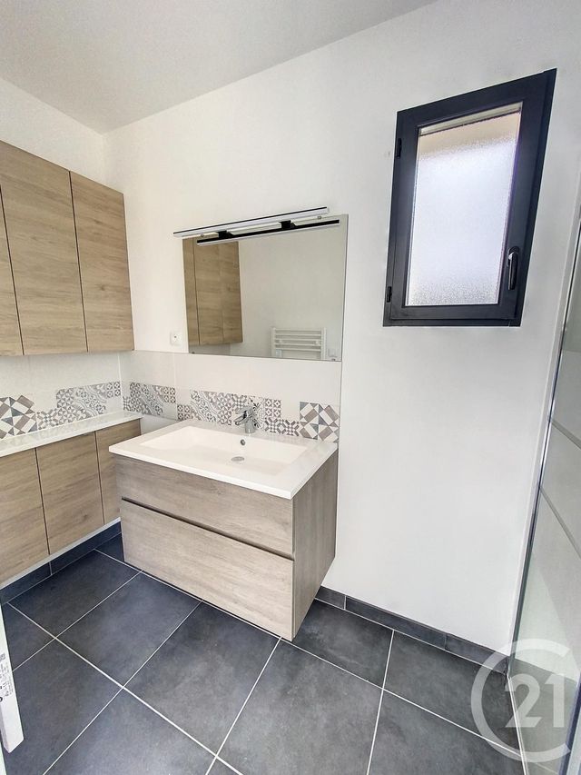 Maison &agrave; louer - 7 pi&egrave;ces - 129,26 m2 - La Vaupaliere - 76 - HAUTE-NORMANDIE