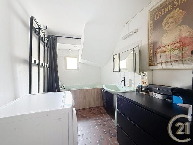 Maison &agrave; vendre - 4 pi&egrave;ces - 75 m2 - Deville Les Rouen - 76 - HAUTE-NORMANDIE