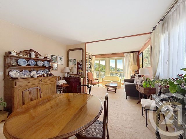 Appartement F5 &agrave; vendre - 5 pi&egrave;ces - 92,54 m2 - Deville Les Rouen - 76 - HAUTE-NORMANDIE