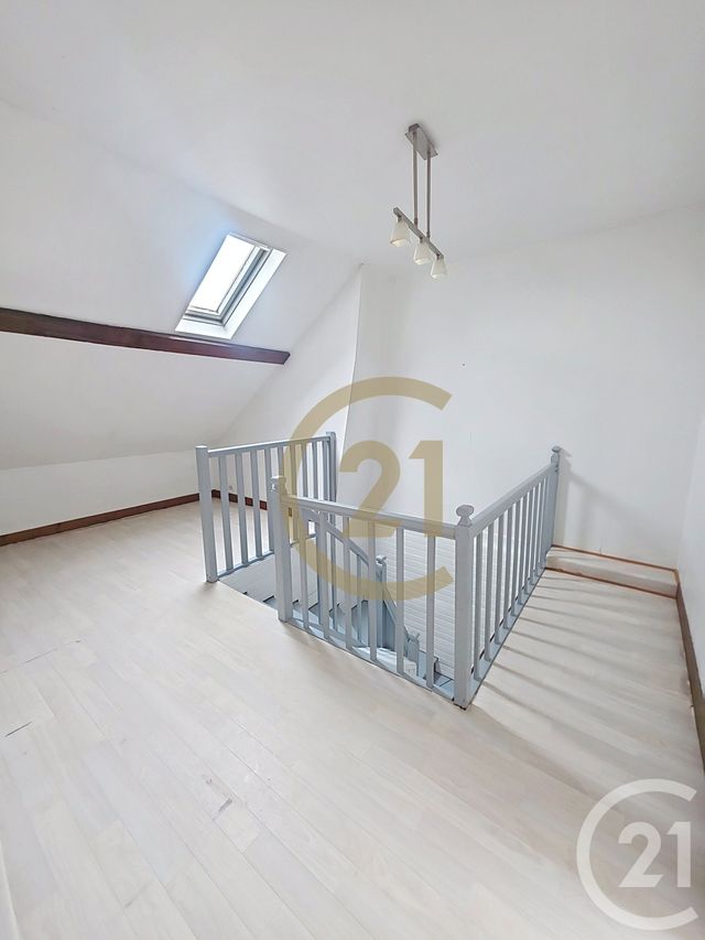 Appartement F5 &agrave; louer - 5 pi&egrave;ces - 139,27 m2 - Malaunay - 76 - HAUTE-NORMANDIE