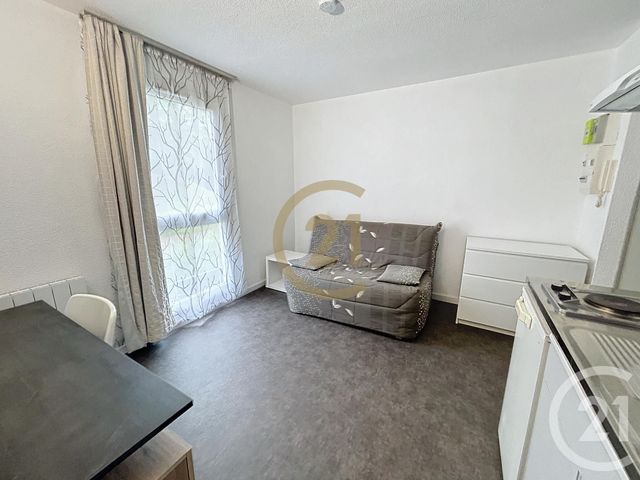 Appartement F1 &agrave; louer - 1 pi&egrave;ce - 15,01 m2 - Deville Les Rouen - 76 - HAUTE-NORMANDIE