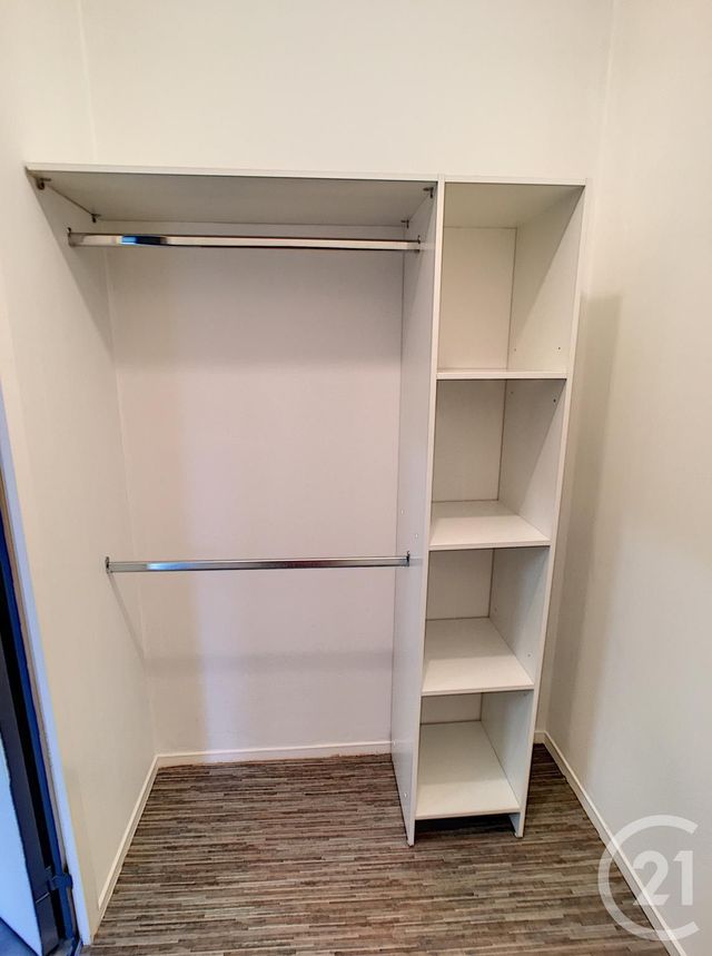 Appartement F1 &agrave; louer - 1 pi&egrave;ce - 27,26 m2 - Deville Les Rouen - 76 - HAUTE-NORMANDIE