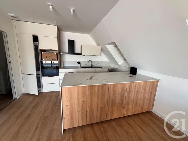 Appartement F4 &agrave; louer - 5 pi&egrave;ces - 115,60 m2 - Notre Dame De Bondeville - 76 - HAUTE-NORMANDIE