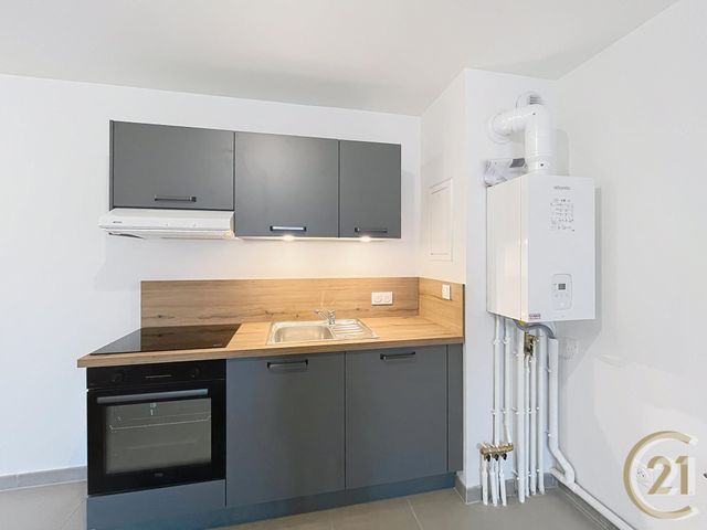 Appartement F3 &agrave; louer - 3 pi&egrave;ces - 62,66 m2 - Sotteville Les Rouen - 76 - HAUTE-NORMANDIE