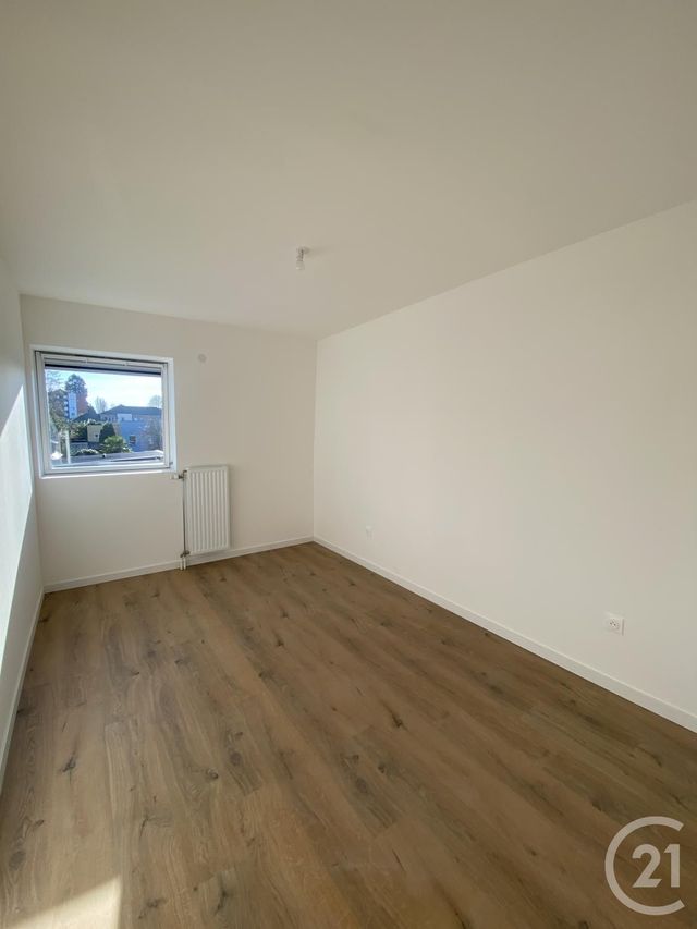 Appartement F3 &agrave; louer - 3 pi&egrave;ces - 55,15 m2 - Deville Les Rouen - 76 - HAUTE-NORMANDIE