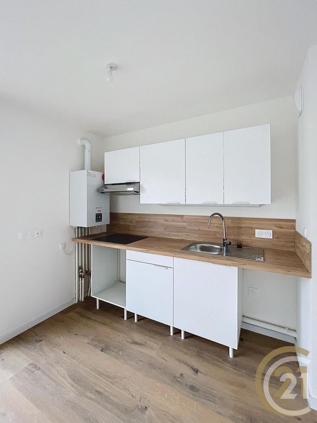 Appartement F3 &agrave; louer - 3 pi&egrave;ces - 55,15 m2 - Deville Les Rouen - 76 - HAUTE-NORMANDIE