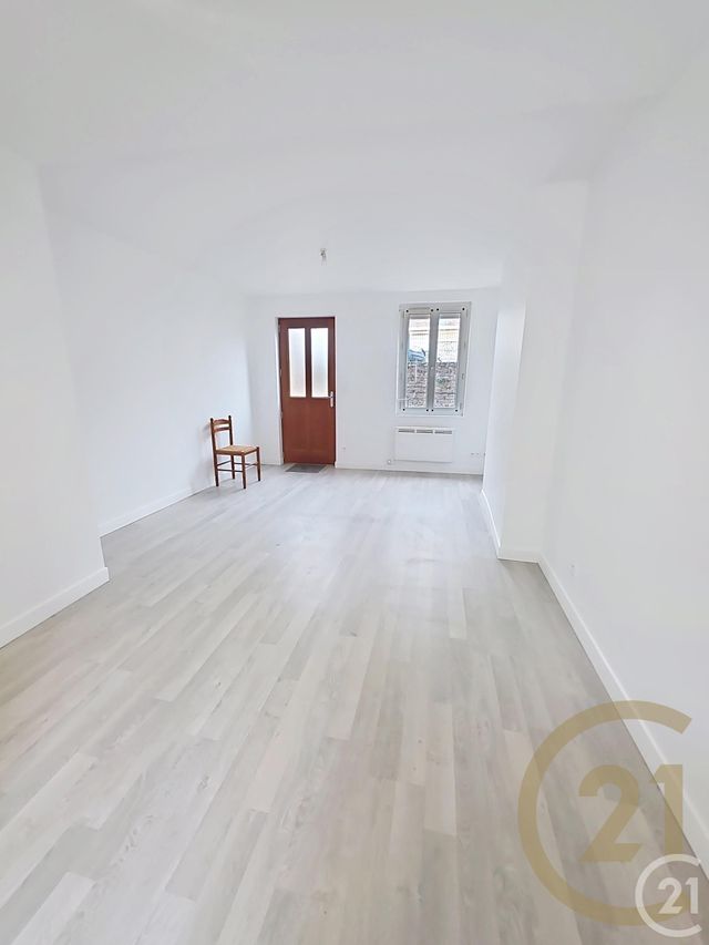 Maison &agrave; louer - 3 pi&egrave;ces - 60,50 m2 - Deville Les Rouen - 76 - HAUTE-NORMANDIE