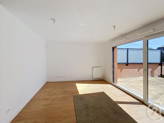 Appartement &agrave; louer - 2 pi&egrave;ces - 33,77 m2 - Elbeuf - 76 - HAUTE-NORMANDIE