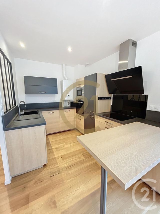 Appartement F3 &agrave; louer - 3 pi&egrave;ces - 64,06 m2 - Deville Les Rouen - 76 - HAUTE-NORMANDIE