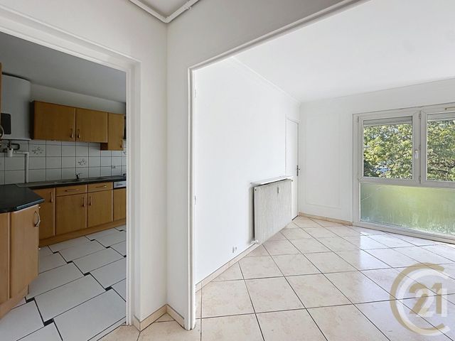 Appartement F4 &agrave; vendre - 4 pi&egrave;ces - 77,56 m2 - Deville Les Rouen - 76 - HAUTE-NORMANDIE