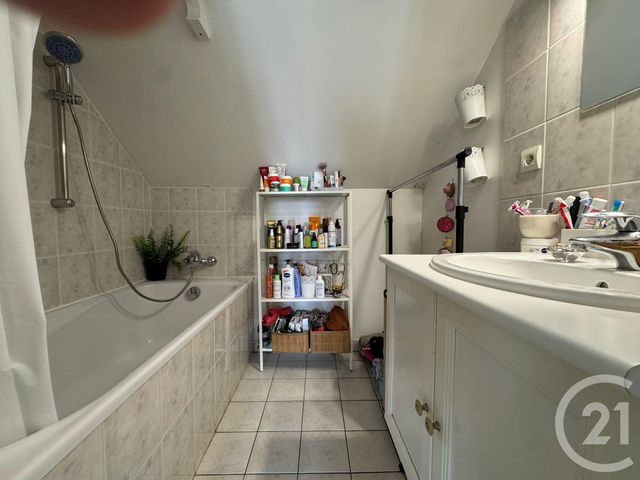 Appartement F3 &agrave; vendre - 4 pi&egrave;ces - 58 m2 - Pithiviers - 45 - CENTRE