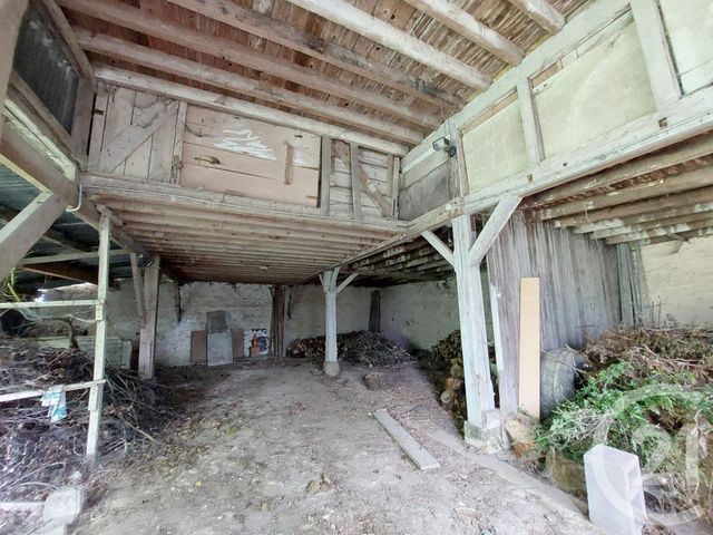 Maison à vendre - 1 pièce - 150 m2 - Puiseaux - 45 - CENTRE