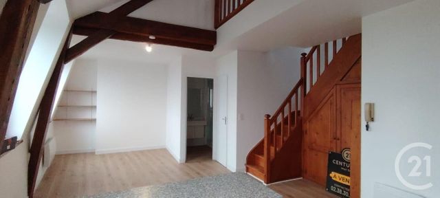 Appartement Duplex &agrave; vendre - 2 pi&egrave;ces - 40 m2 - Pithiviers - 45 - CENTRE