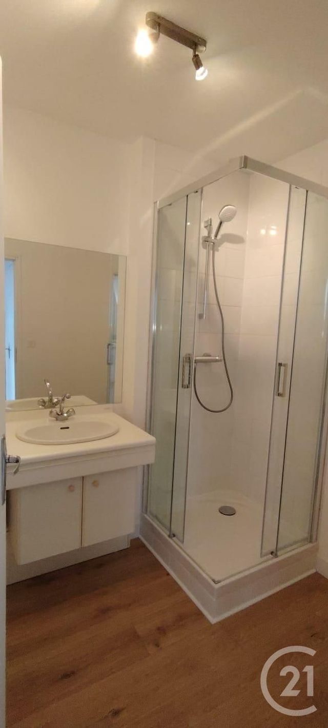 Appartement Duplex &agrave; vendre - 2 pi&egrave;ces - 40 m2 - Pithiviers - 45 - CENTRE