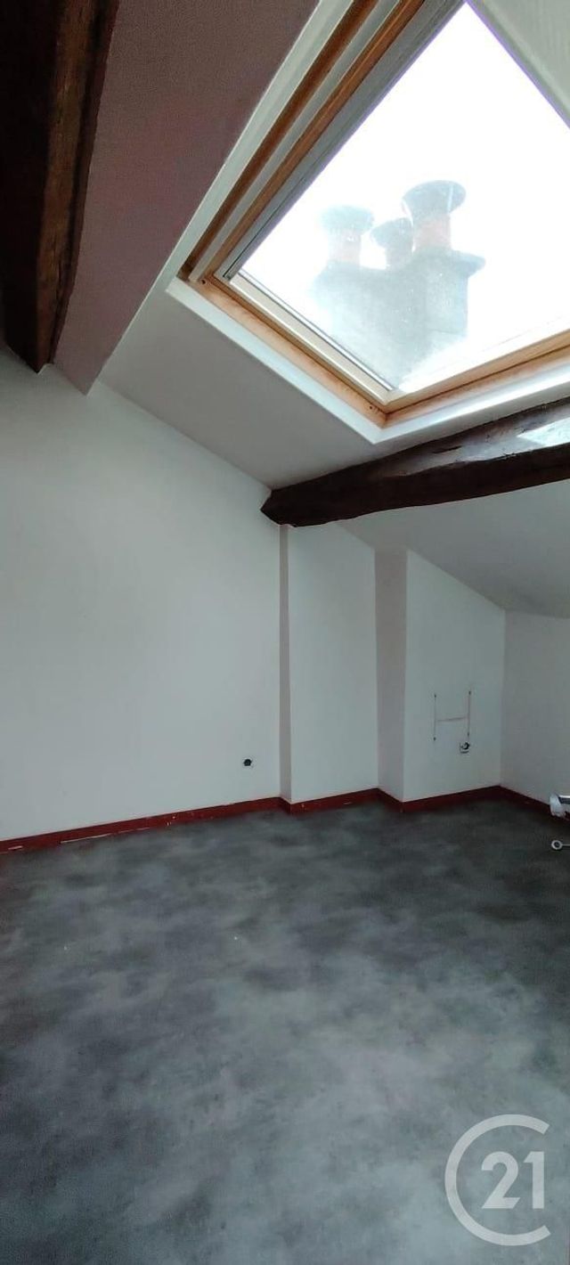 Appartement F3 &agrave; vendre - 3 pi&egrave;ces - 55,70 m2 - Pithiviers - 45 - CENTRE