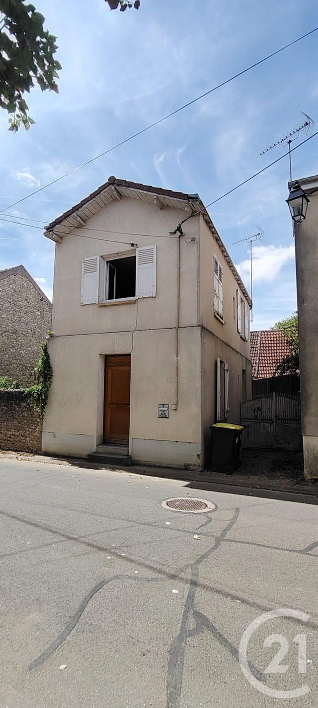Maison &agrave; vendre - 6 pi&egrave;ces - 40 m2 - Boynes - 45 - CENTRE