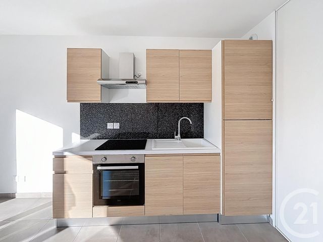 Appartement F2 &agrave; louer - 2 pi&egrave;ces - 44 m2 - Ste Foy L Argentiere - 69 - RHONE-ALPES