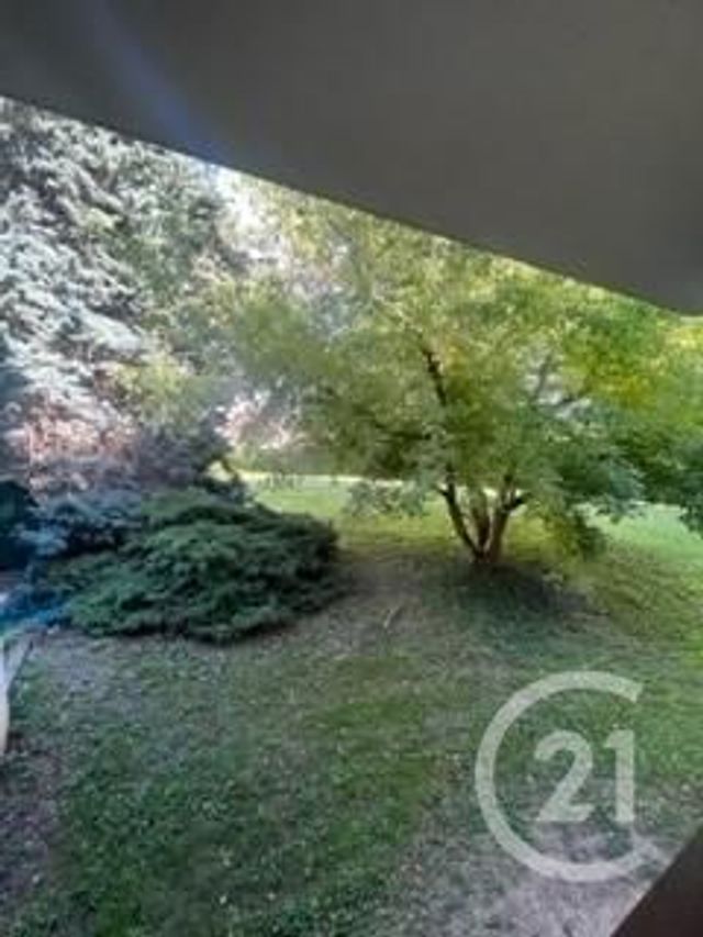 Appartement Studio &agrave; louer - 1 pi&egrave;ce - 14,34 m2 - St Genis Laval - 69 - RHONE-ALPES