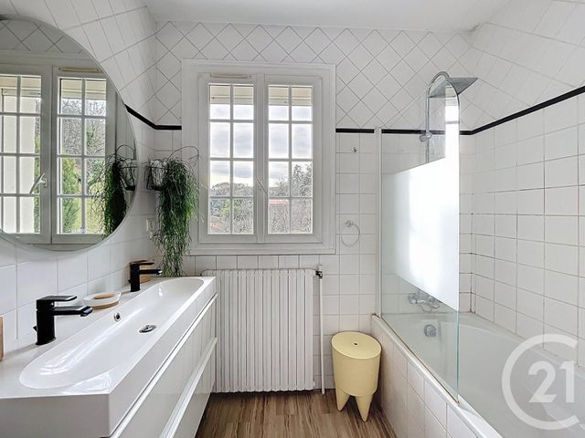 Maison &agrave; vendre - 5 pi&egrave;ces - 200 m2 - Brignais - 69 - RHONE-ALPES