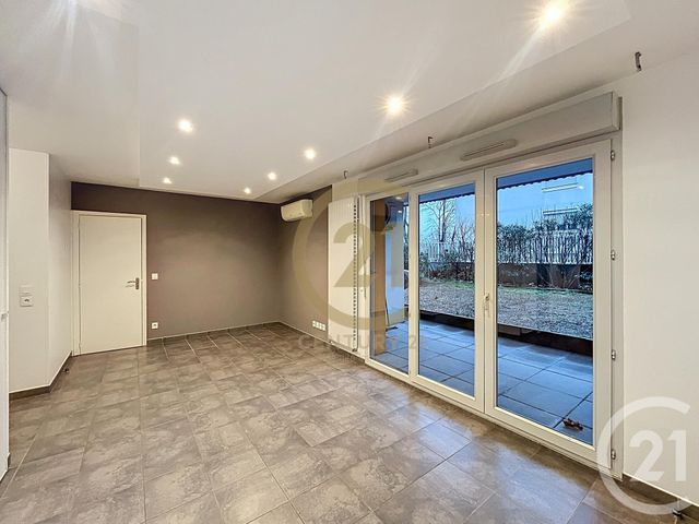 Appartement F3 &agrave; louer - 3 pi&egrave;ces - 62 m2 - Venissieux - 69 - RHONE-ALPES
