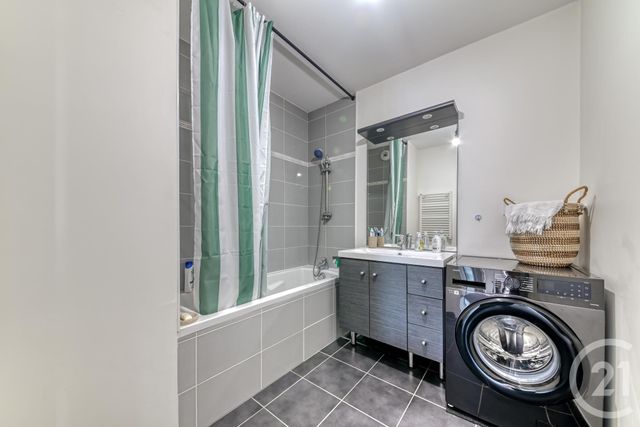 Appartement T3 &agrave; vendre - 3 pi&egrave;ces - 59,85 m2 - Brignais - 69 - RHONE-ALPES